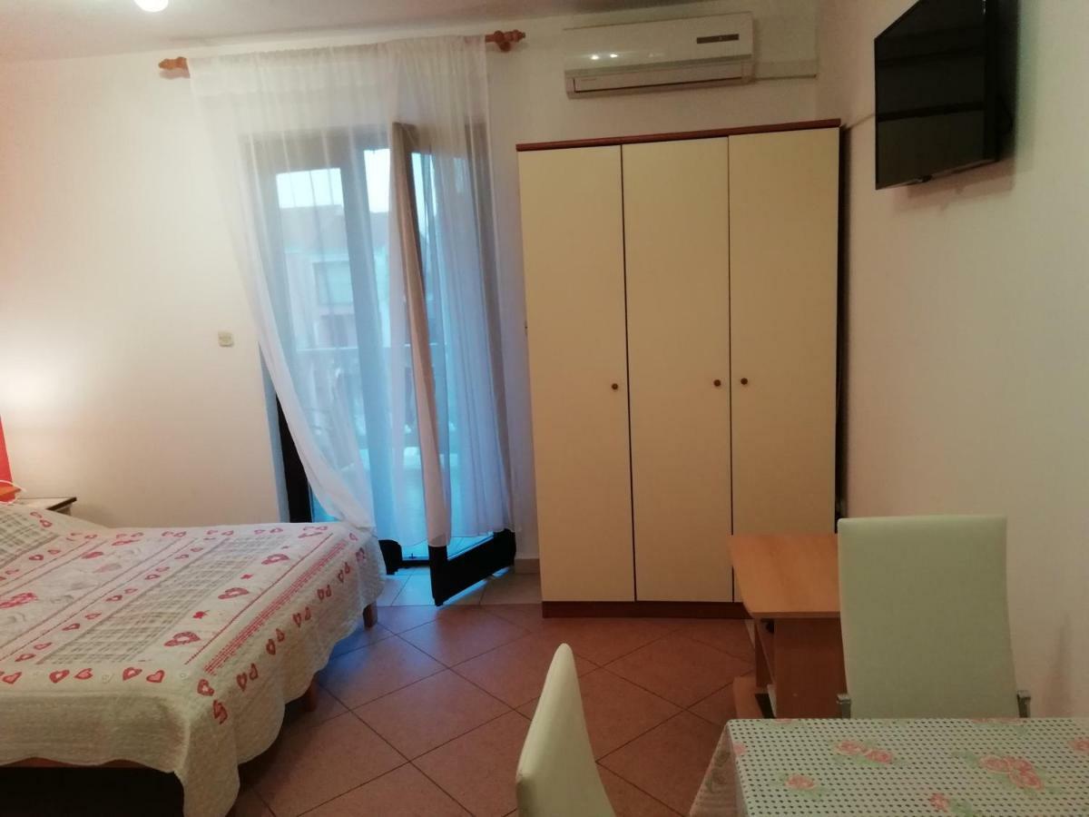 Apartment Plavia Biograd Biograd na Moru Kültér fotó